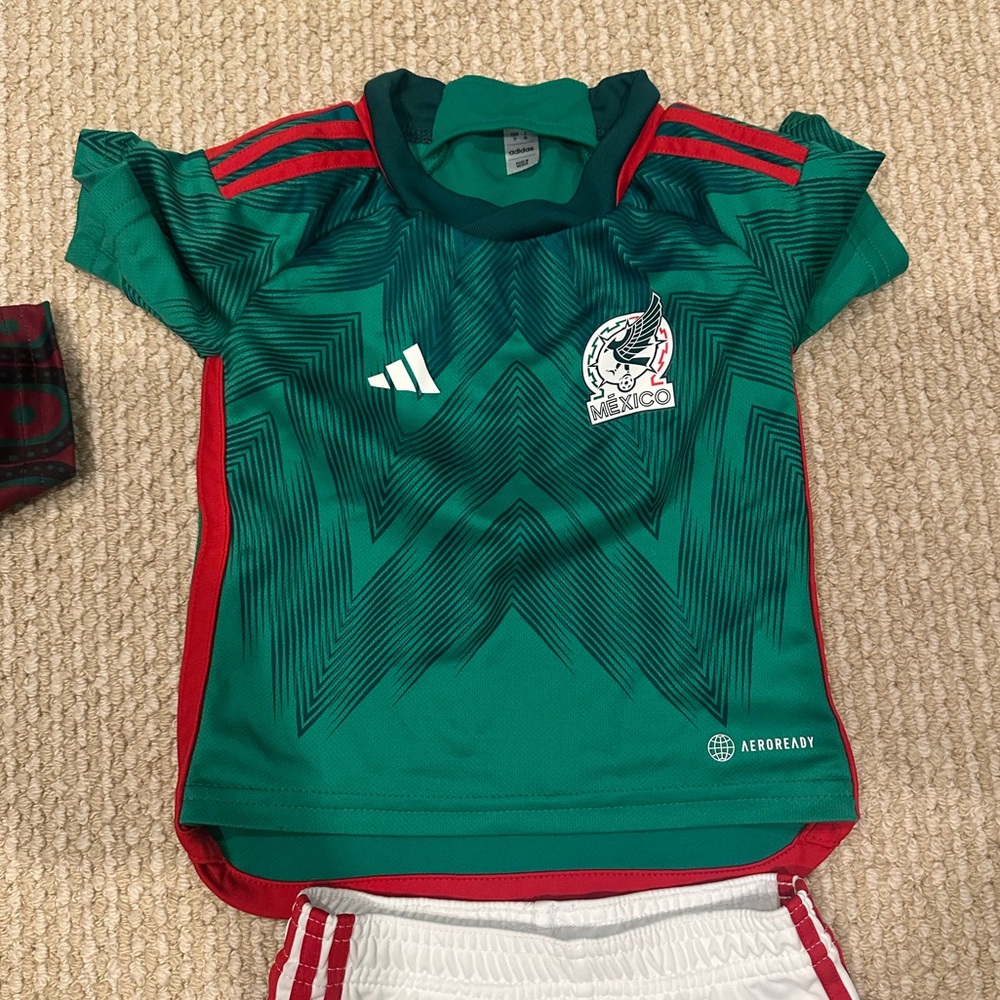 Adidas México 2022 Home Uniform Mini Kit Set Kids Size 2T